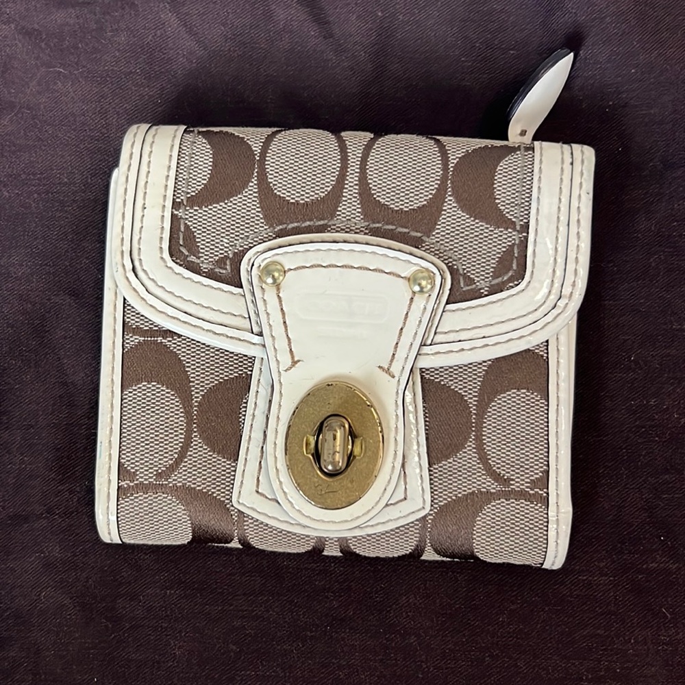 Coach signature wallet